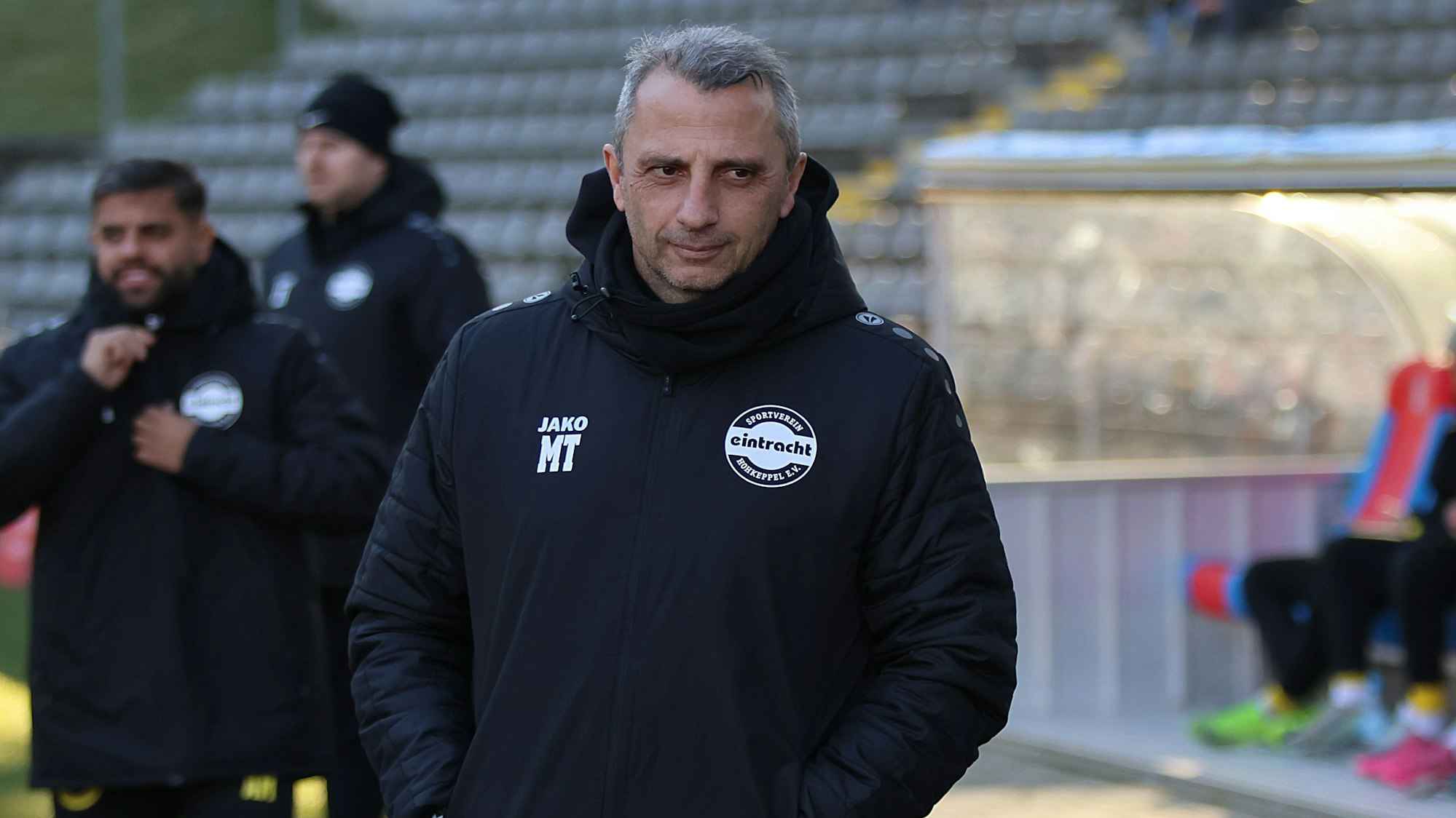Fussball | Regionalliga West 20. Spieltag | Samstag 01.02.2025 | Ort: Stadion am Zoo Wuppertal | Wuppertaler SV - SV Eintracht Hohkeppel | Im Bild Iraklis Metaxas (Trainer Hohkeppel) |
Foto: Stefan Rittershaus / FUNKE Foto Services