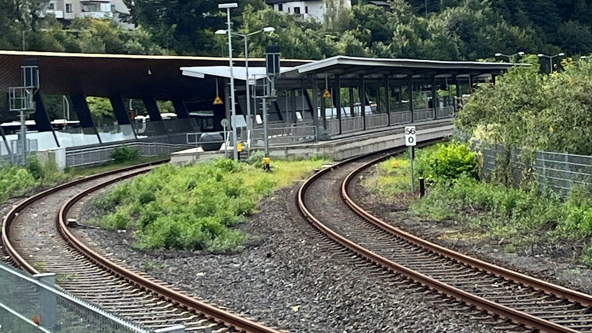 Zwischen dem Bahnhof Gummersbach (Foto) und Marienheide ereignete sich der Unfall mit Personenschaden am Mittwochvormittag.
