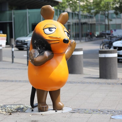 Die reparierte Maus soll nun wieder aufgestellt werden. (Archivbild)