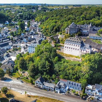 Die Aufnahmen zeigt den historischen Ortskern von Blankenheim.