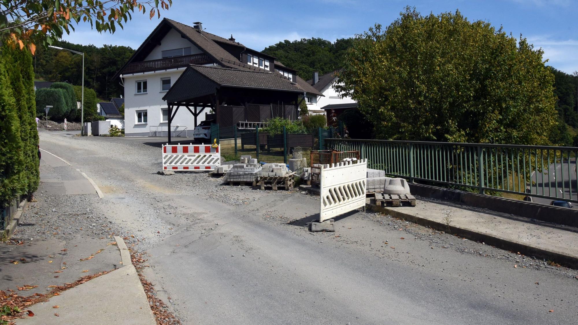 Eine verwaiste Baustelle.