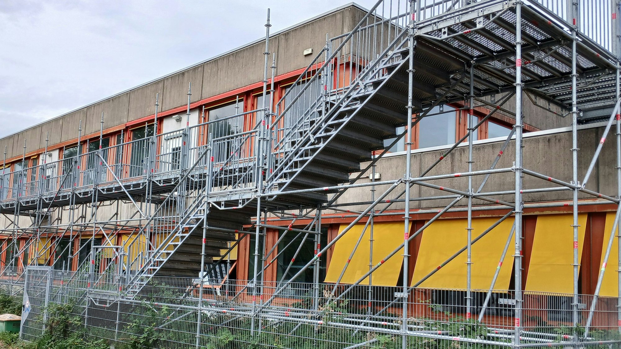 Bildungscampus Neuenhof, Sanierung von Gesamtschule am Michaelsberg und Alexander-von-Humboldt-Realschule