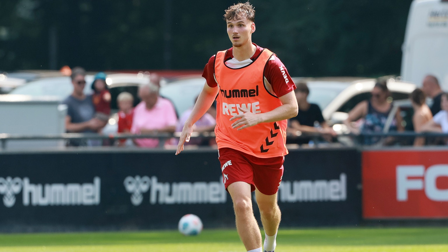 1. FC Köln, Training, Rav Van den Berg (1. FC Köln), 14.08.2025, Bild: Herbert Bucco