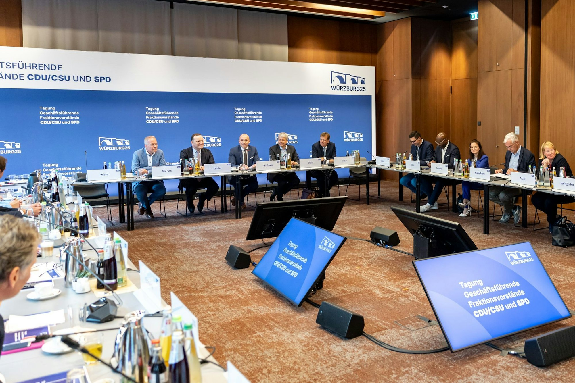 Die schwarz-rote Runde setzte sich zur Klausur zusammen.