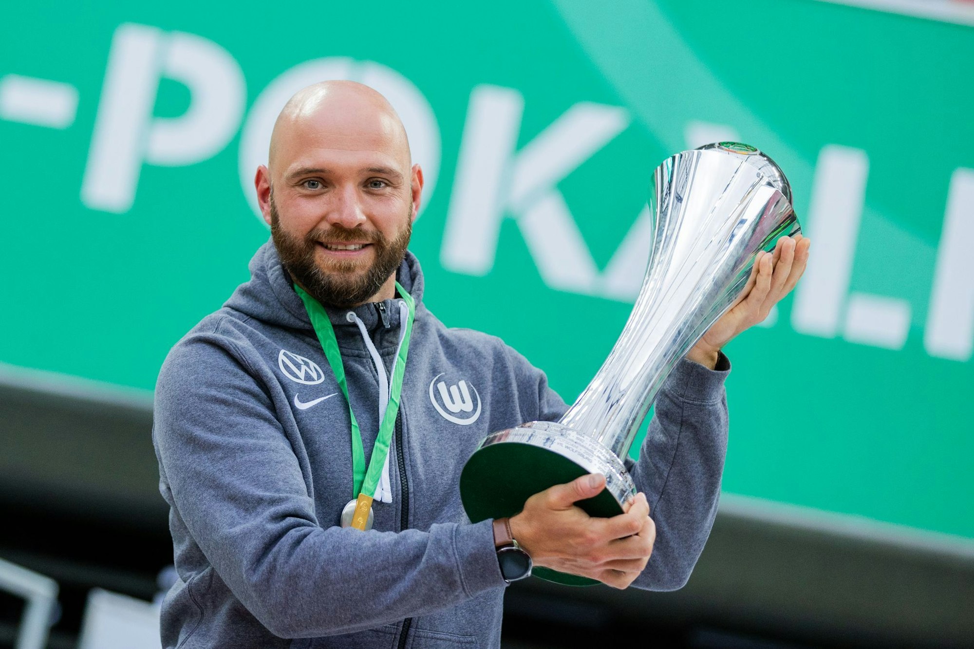 Stephan Lerch gewann mit den Wolfsburgerinnen in seiner ersten VfL-Amtszeit viermal den DFB-Pokal und drei Meisterschaften. (Archivbild)