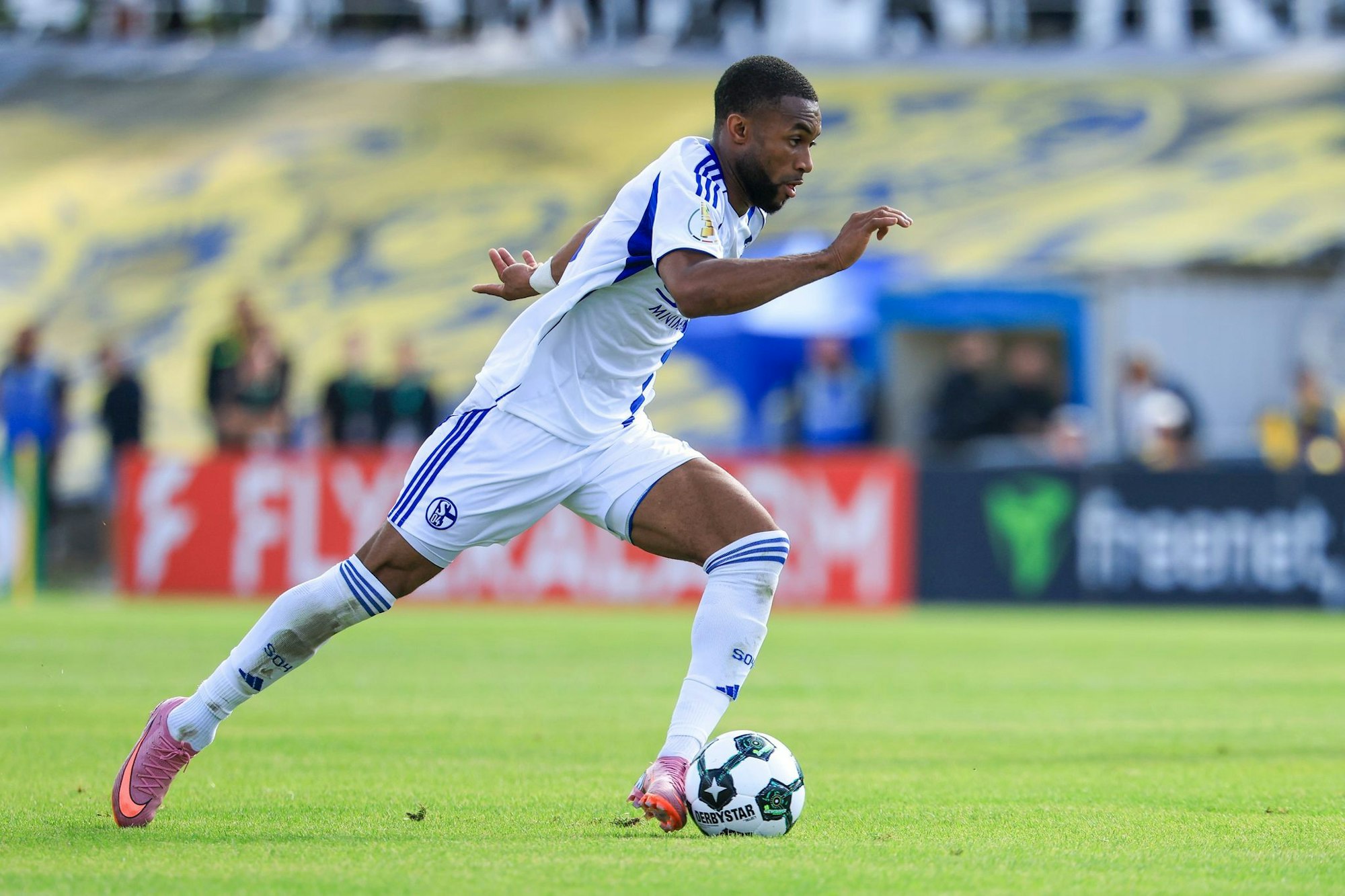 Könnte Schalke verlassen: Moussa Sylla. (Archivbild)