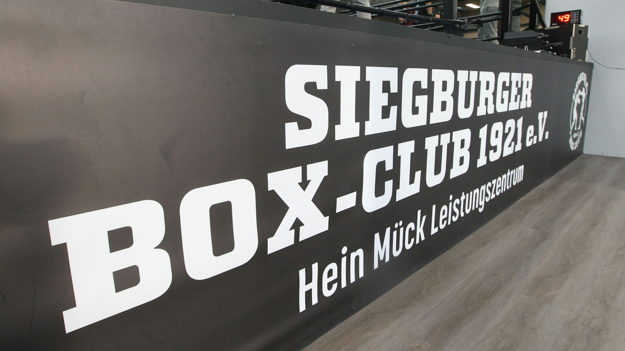 Nach dem größten Boxer des Vereins, Hein Mück, ist das Leistungszentrum umbenannt worden.