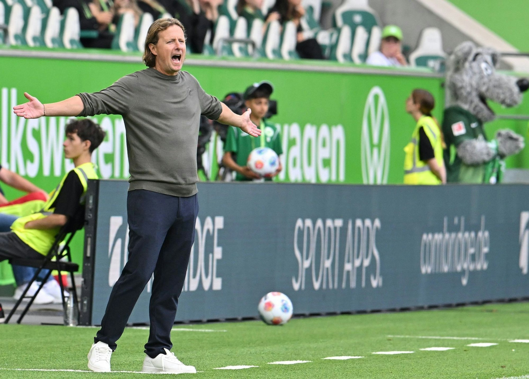 Bo Henriksen konnte mit dem Mainzer Spiel lange nicht zufrieden sein, rettete aber einen Punkt.