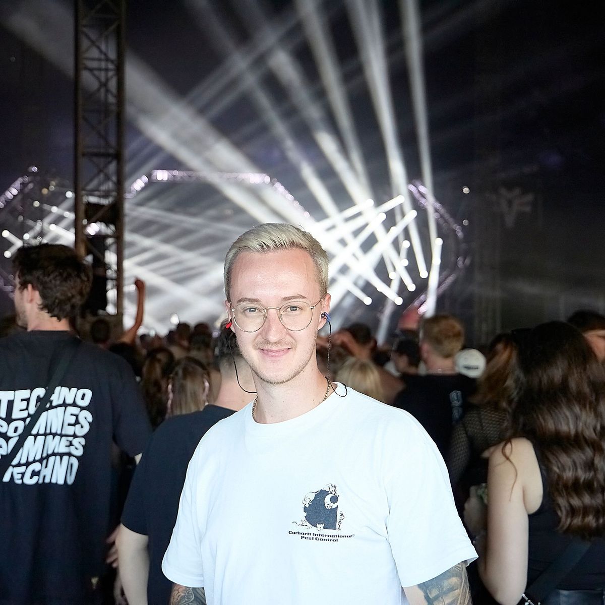 Into the Madness“: 12.800 Hardstyler feiern in Zülpich - Rundschau