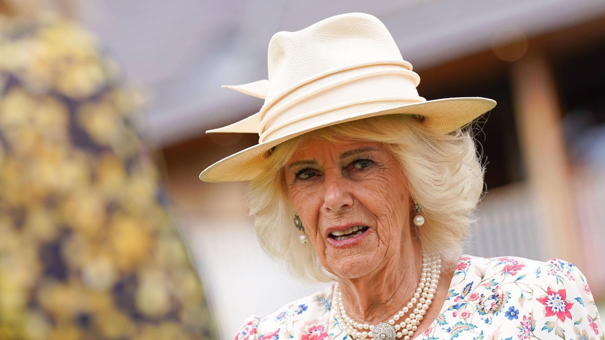 Königin Camilla soll persönliche Erfahrungen mit sexueller Belästigung gemacht haben. (Archivbild)