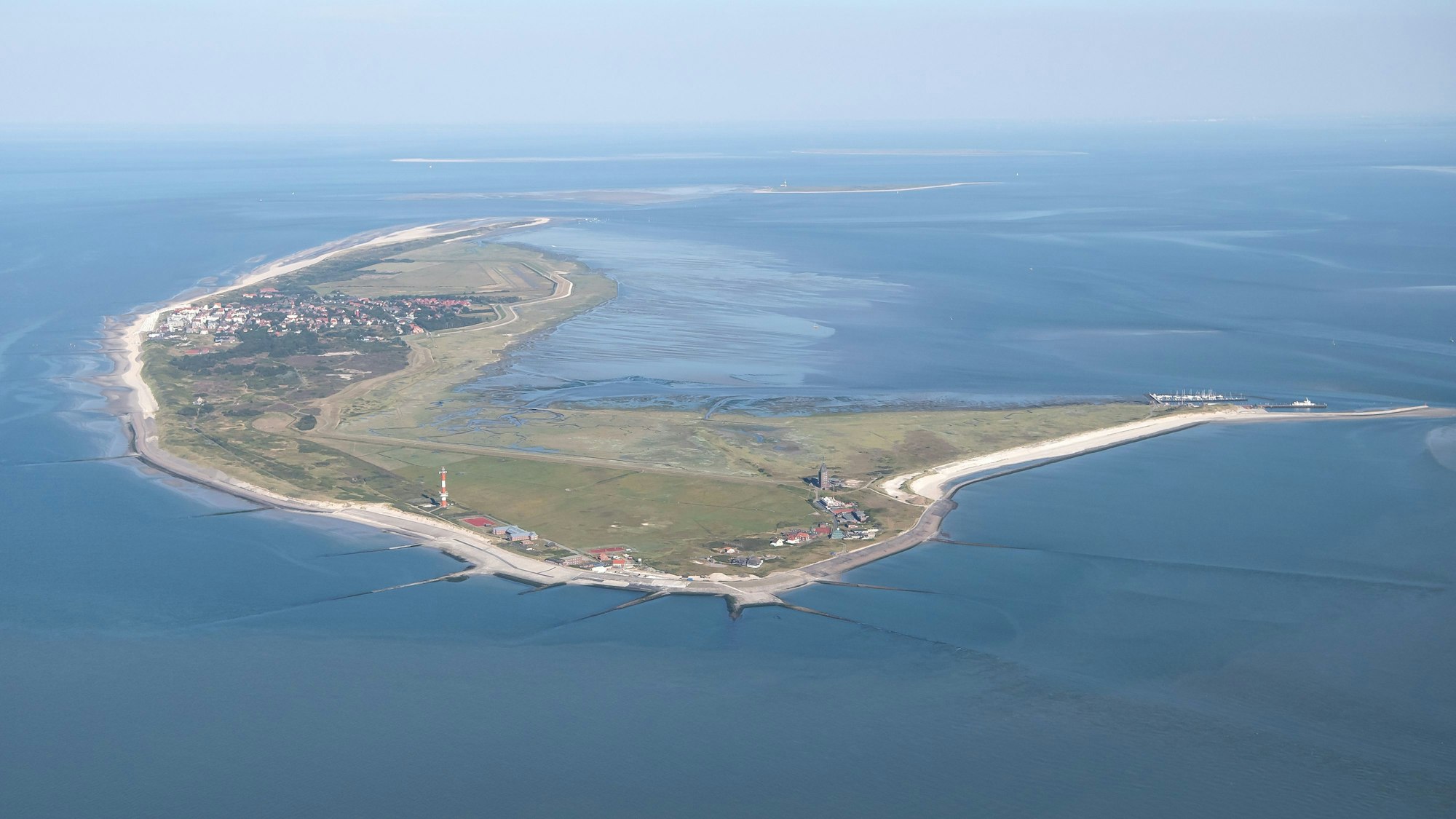Die ostfriesische Insel Wangerooge. Wangerooge liegt in der Nordsee und gehört zu den Ostfriesischen Inseln.