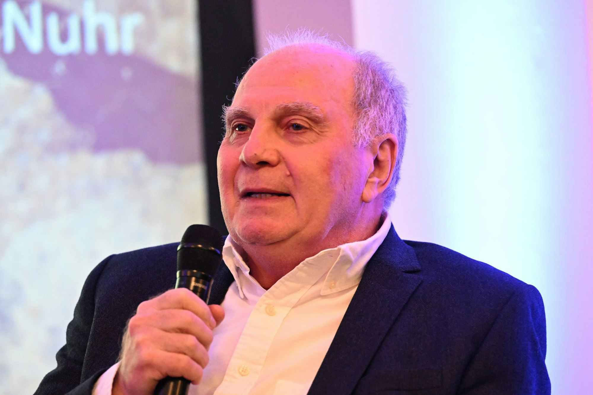Uli Hoeneß hält die jüngsten Entwicklungen auf dem Transfermarkt für «gaga».