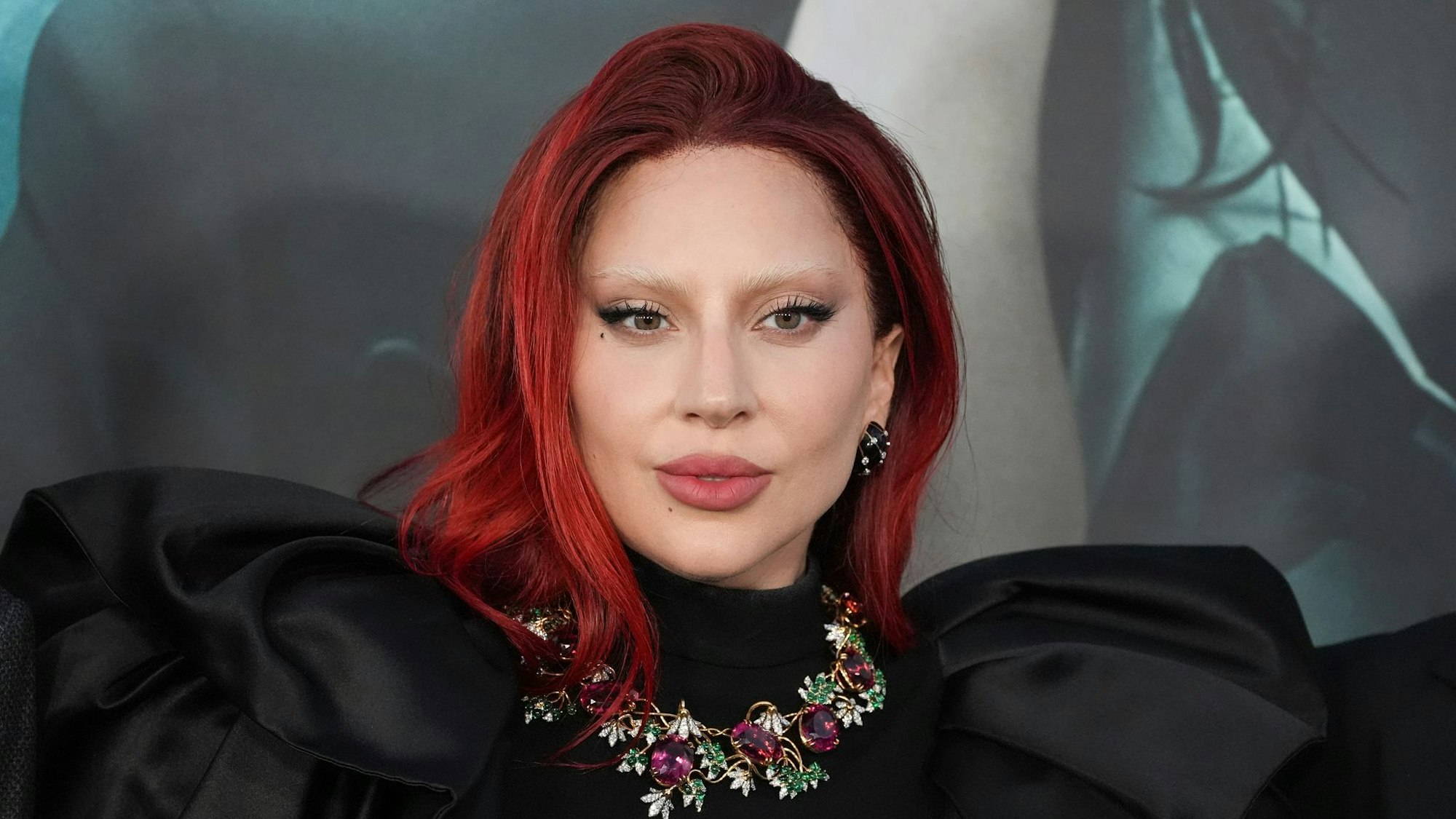 Lady Gaga steuert "The Dead Dance" zum Netflix-Soundtrack bei.
