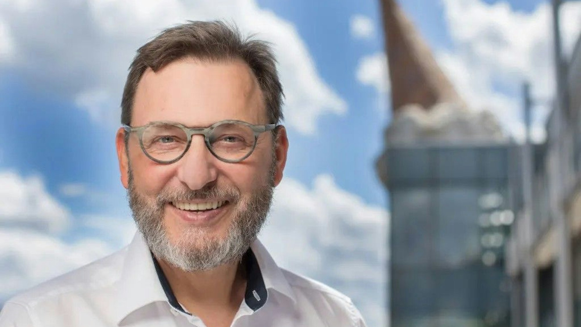 Dr. Johan Denil