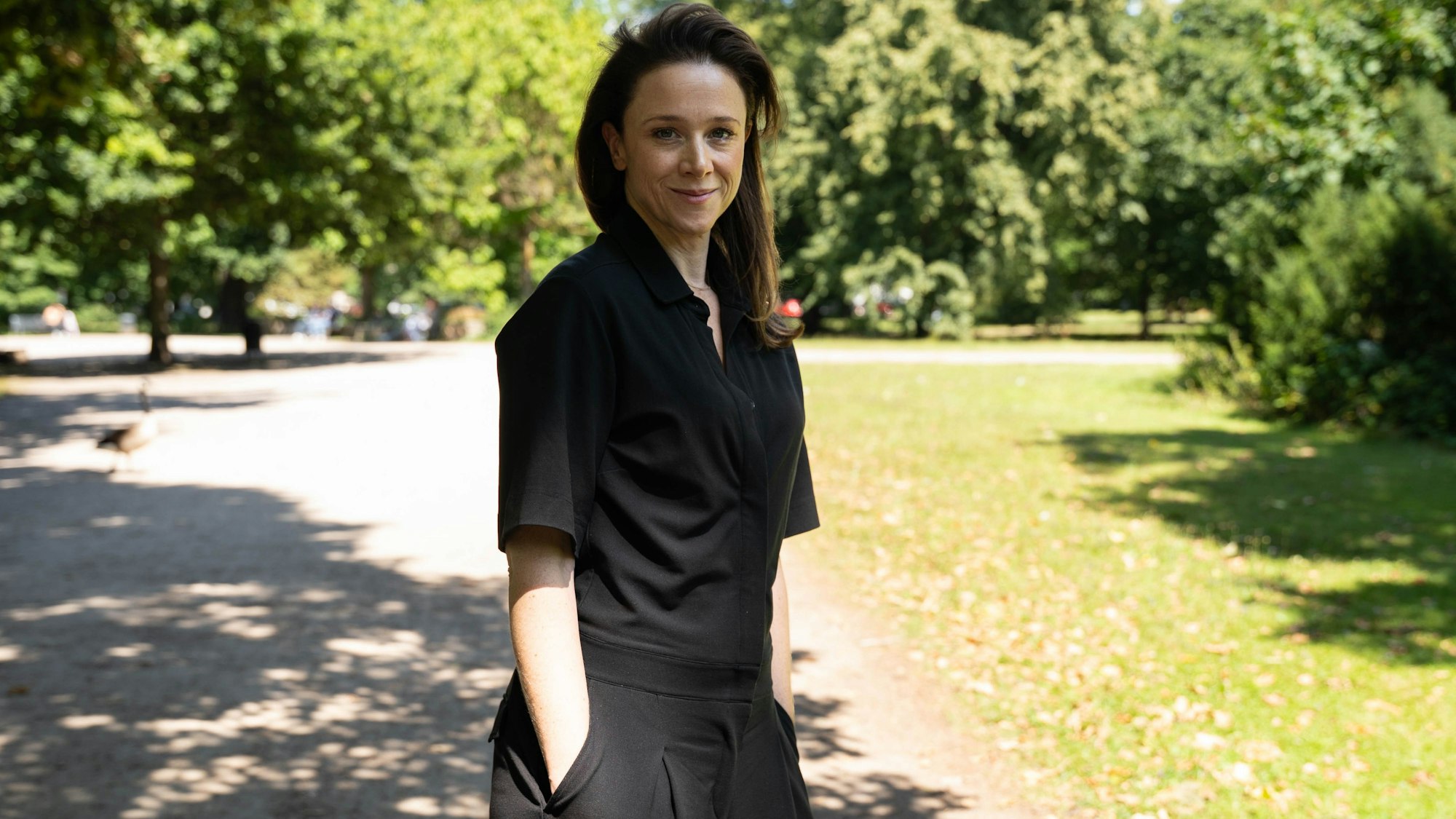 Schon ihre Eltern waren Köln-Fans: Claude De Demo im Stadtwald.