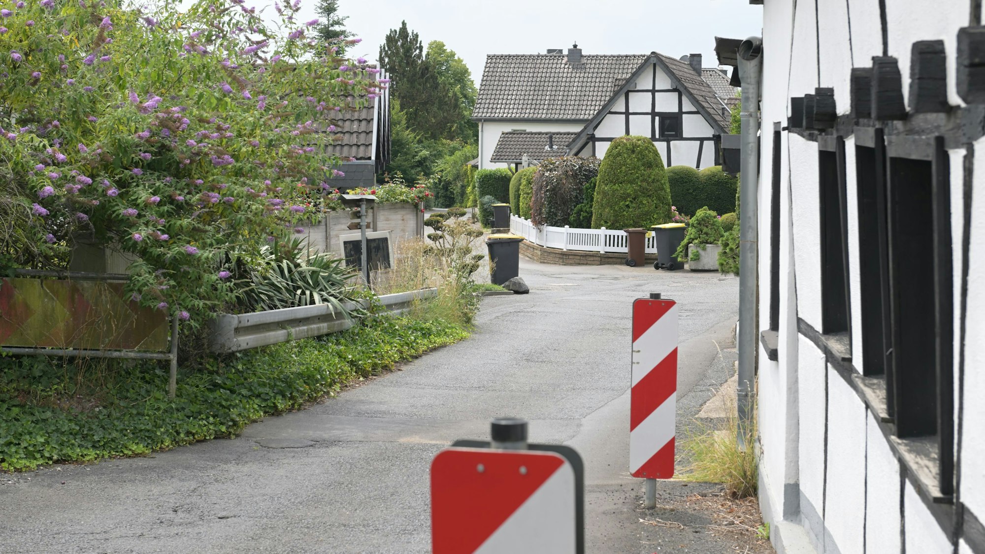 Die Durchfahrt in Menzlingen ist sehr eng. Daher sind Verkehrsbeschränkungen nötig. Über Einzelheiten wird diskutiert.