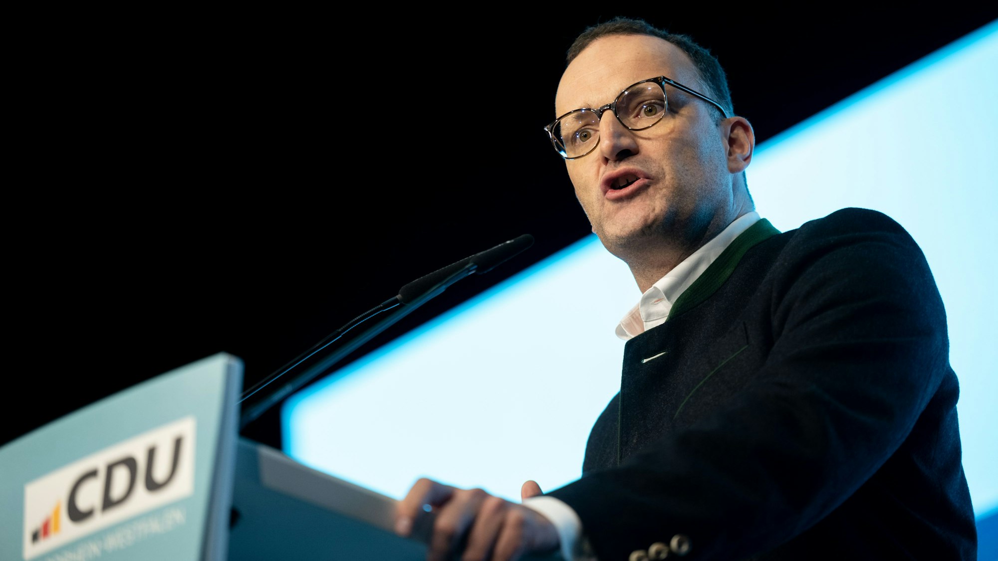 Jens Spahn (CDU), Unionsfraktionschef, spricht bei einer Veranstaltung vor der bevorstehenden NRW-Kommunalwahl am 14. September. (Archivbild)