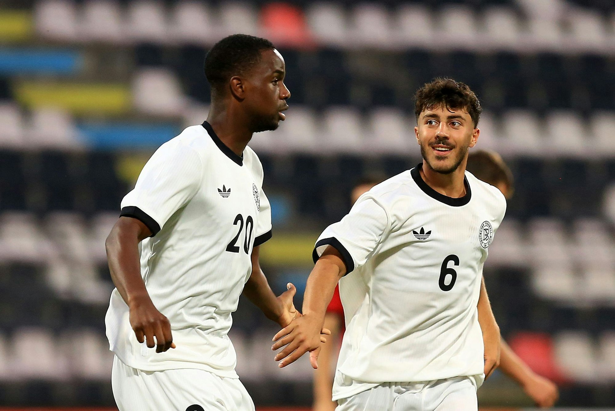Der «Joker» trifft sofort: Ilyas Ansah (l).