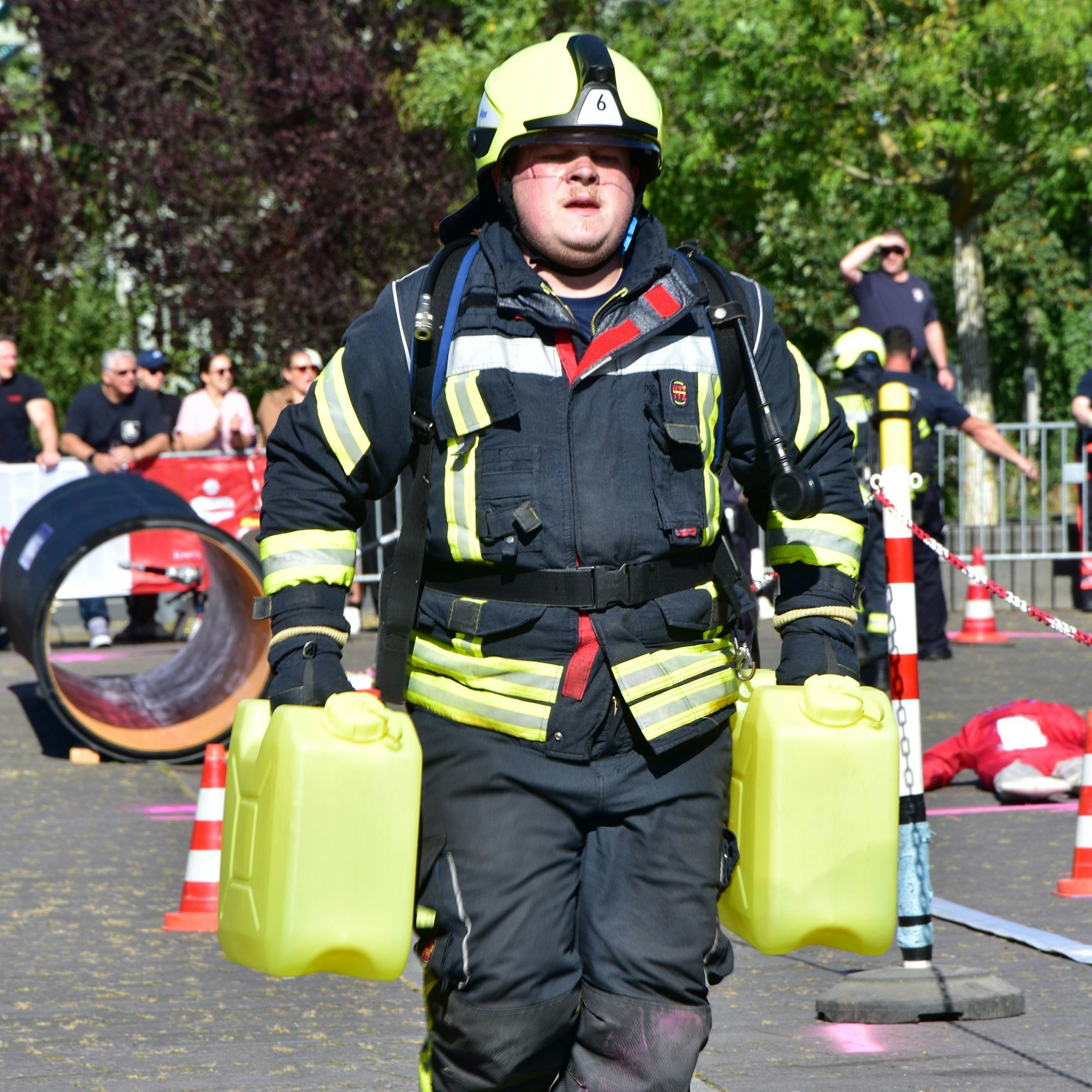 Timo Rick ist seit 17 Jahren Feuerwehrmann und nimmt seit neuestem auch den Feuerwehrwettkämpfen teil.