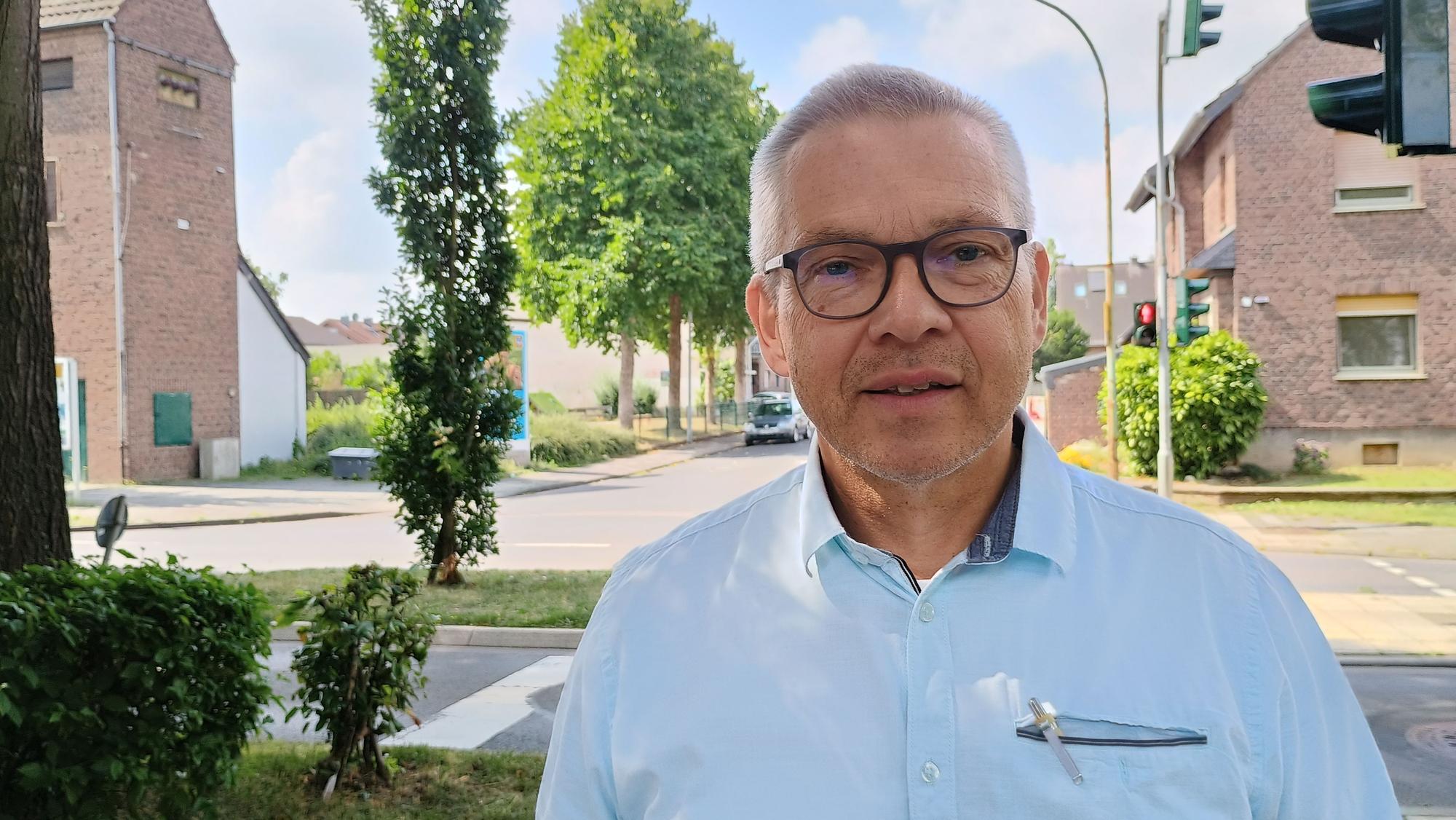 Zu sehen ist der Politiker Winfried Kösters.