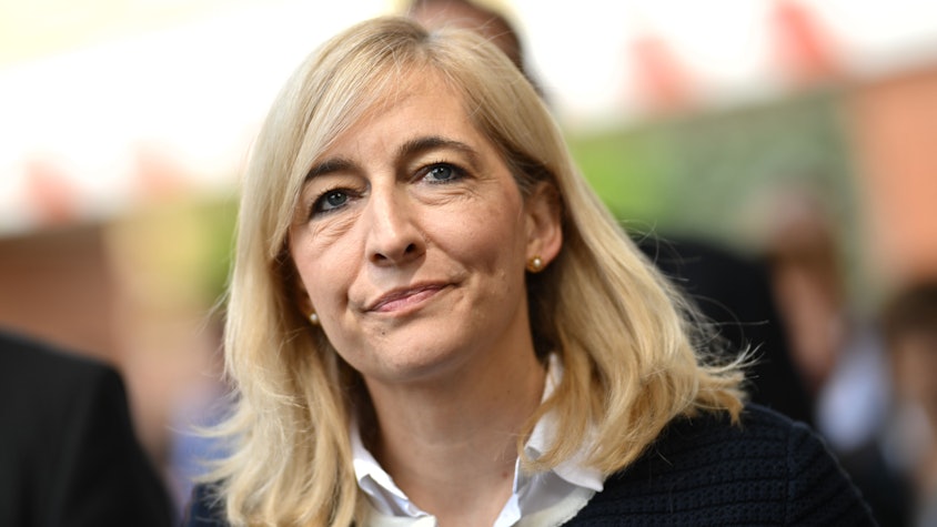 Nina Warken (CDU), Bundesgesundheitsministerin, bei einem Besuch im Städtischen Klinikum Braunschweig.