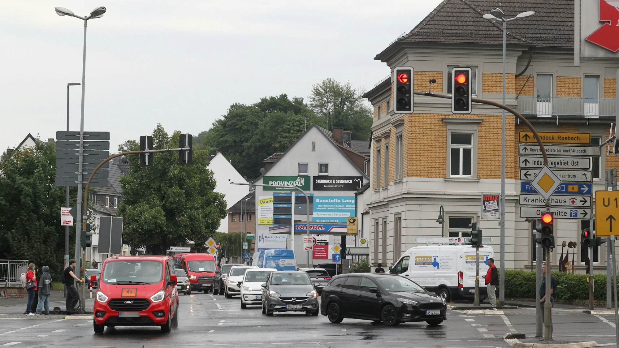 Die Entwicklung des Ortskerns mit Eipstraßenquartier, Marktplatz, Rathaus-Neubau und Unterführung ist eines der großen Themen in der Gemeinde Eitorf.