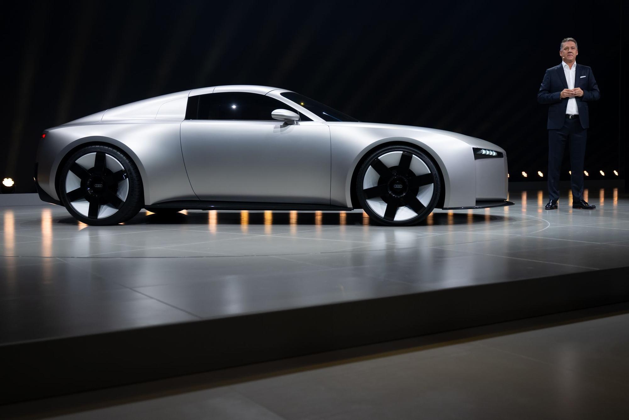 Das Audi Concept C präsentiert sich mit klarem Design.