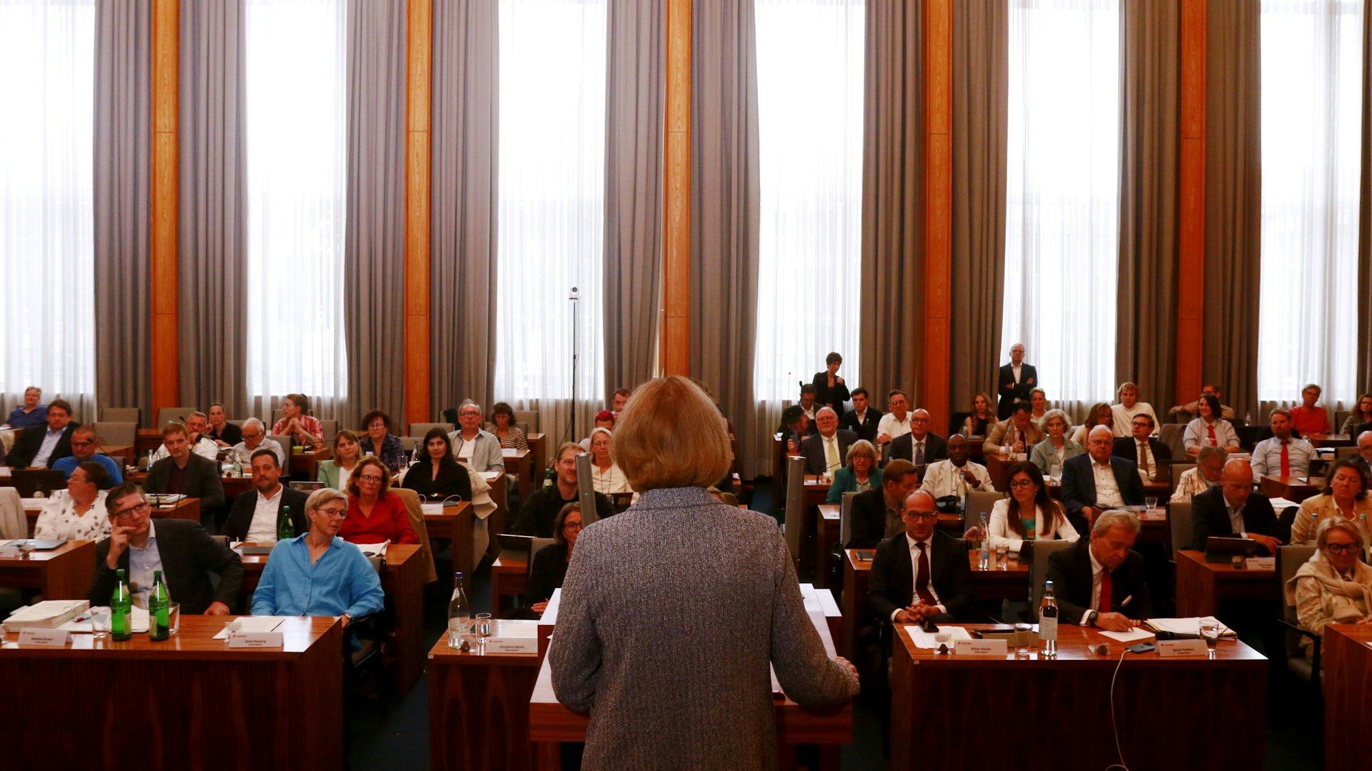 Henriette Reker hält ihre letzte Ratssitzung vor der Kommunalwahl.