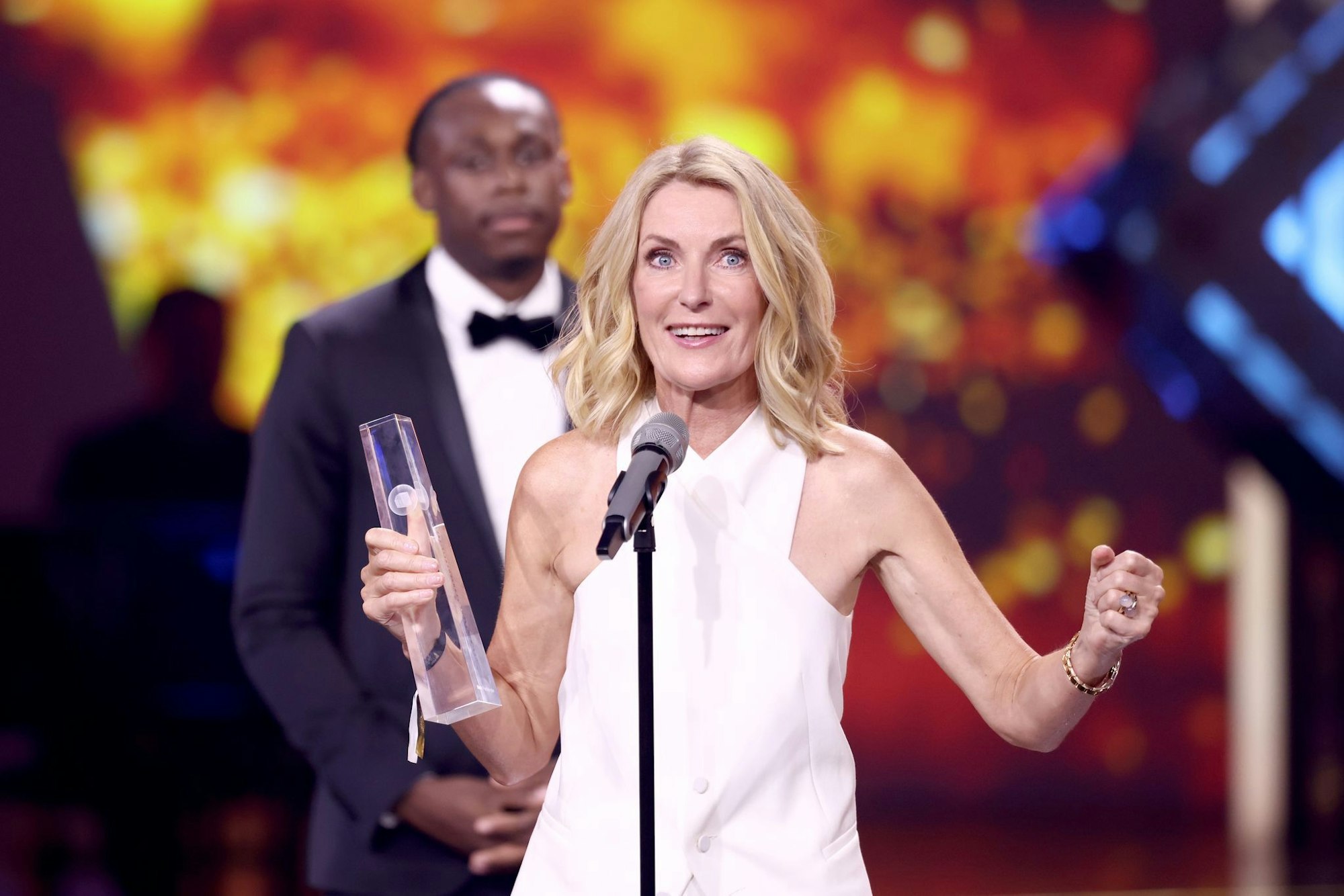 Maria Furtwängler freut sich über den Fernsehrpeis.