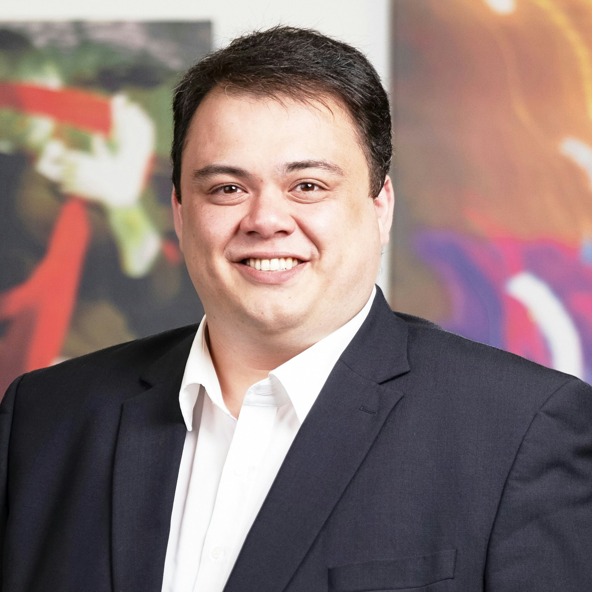 Das Bild zeigt Kevin Küpper im Portrait.