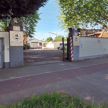 Auf einem Grundstück zwischen der Brühler Straße und der Raderthaler Straße soll das neue Stadtquartier „Veedl“ entstehen.