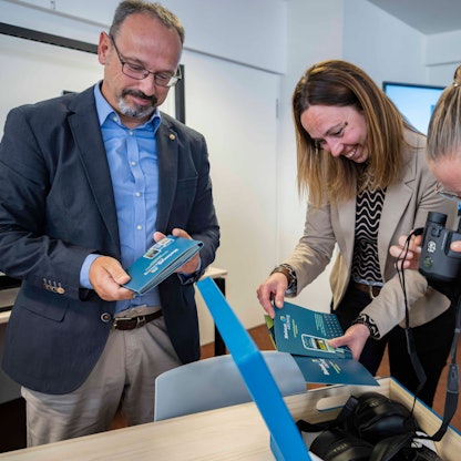 04.09.2025 Der Kreis Euskirchen hat eine neue Bildungs-App vorgestellt. Die App richtet sich an Schüler der 5. und 6. Klassen, aber auch Erwachsene können Spaß beim Entdecken der Heimat haben.