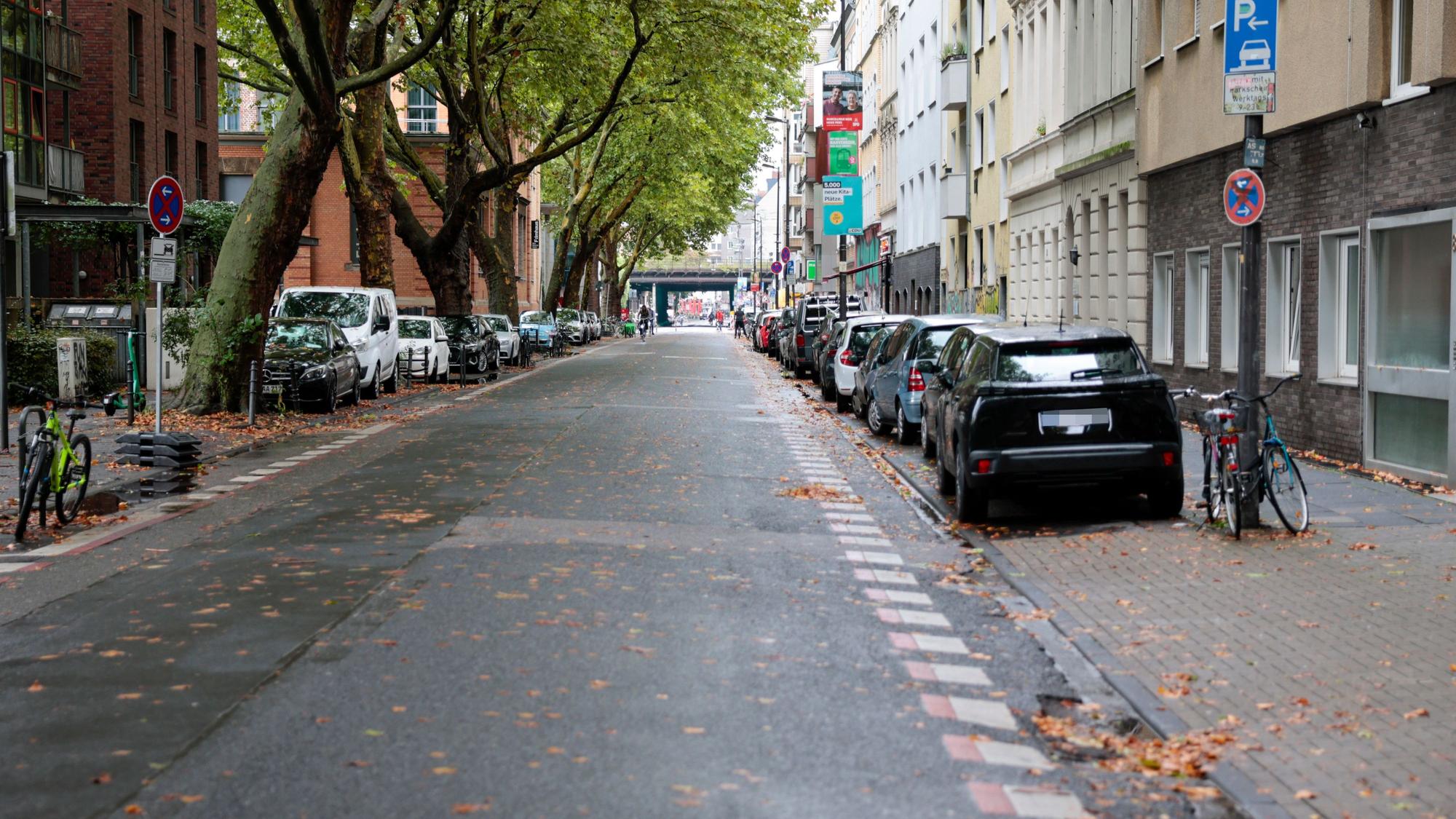 In der Maybachstraße werden künftig 30 Parkplätze wegfallen