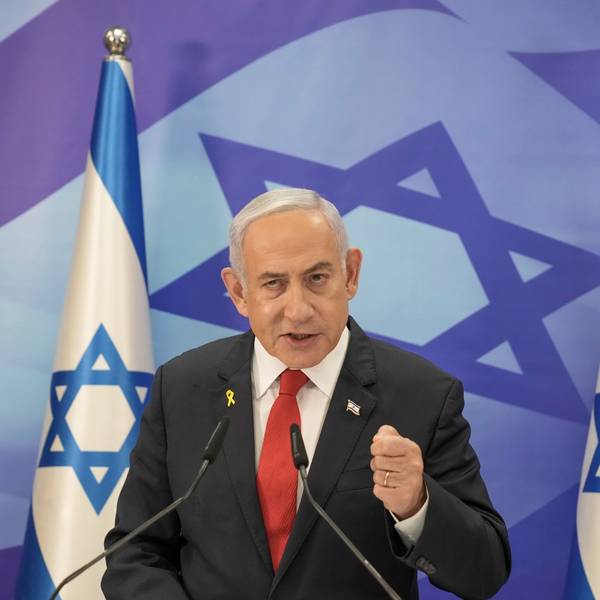 Benjamin Netanjahu spricht während einer Pressekonferenz in Jerusalem.