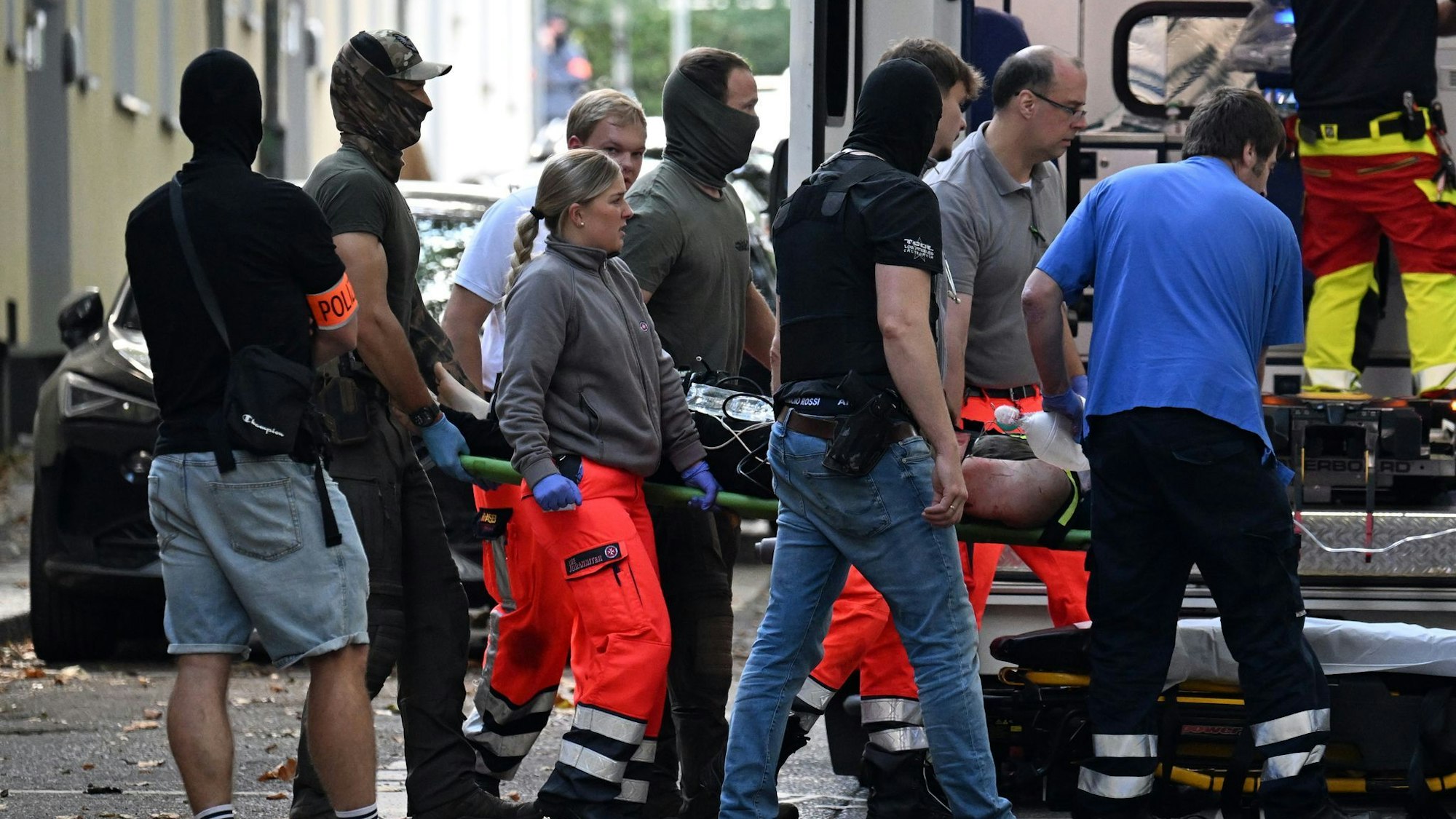 Bei dem Angriff wurde die Frau schwer verletzt. (Archivbild)