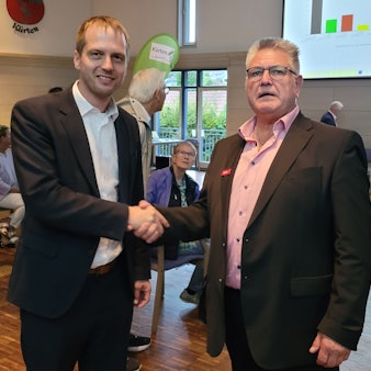 Das Foto zeigt Mario Bredow und Sascha Pechbrenner