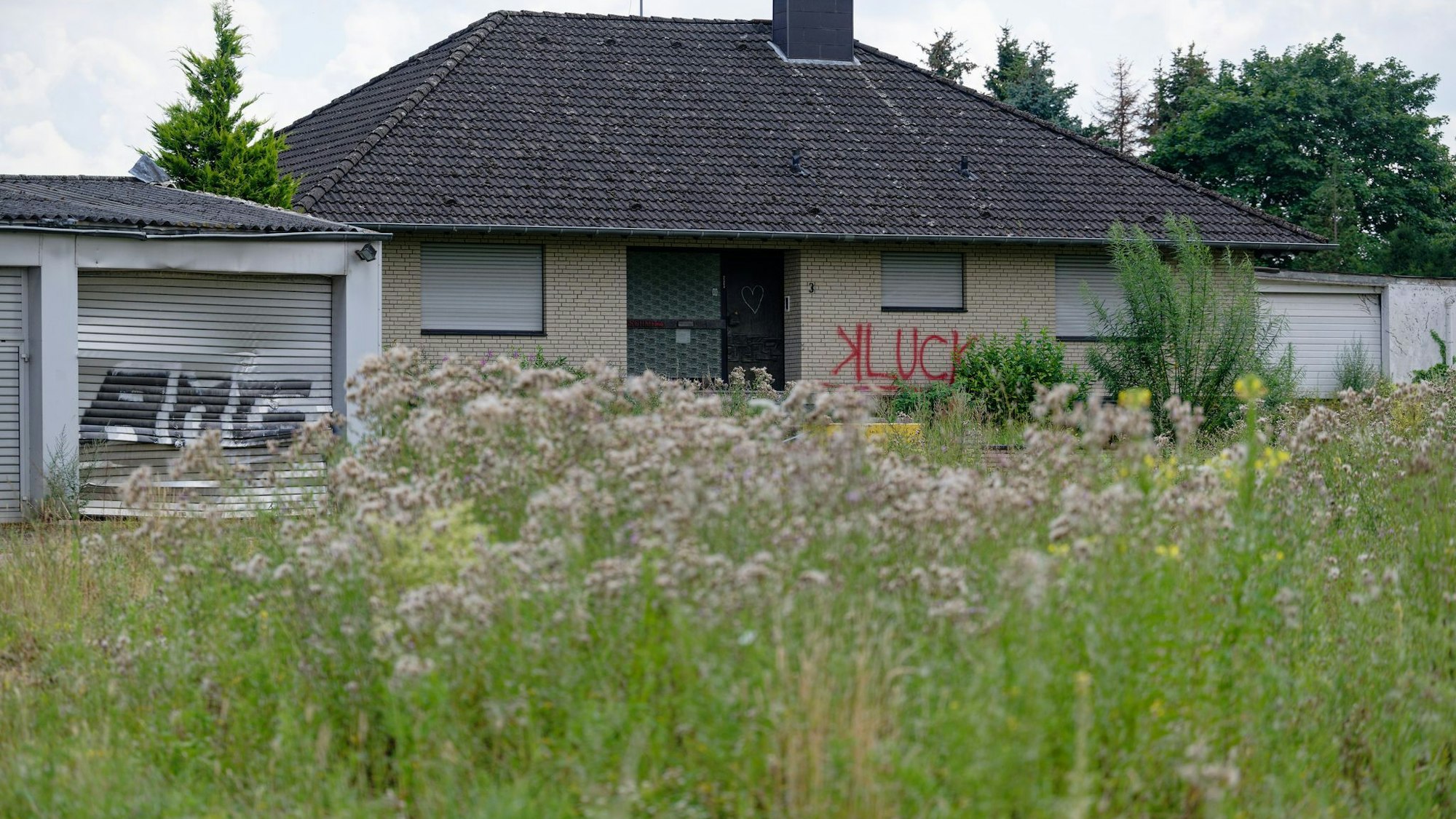In Bürgewald - bis vor einem Jahr "Morschenich" - am Tagebau Hambach plant die Gemeinde Merzenich, wie es weitergeht.