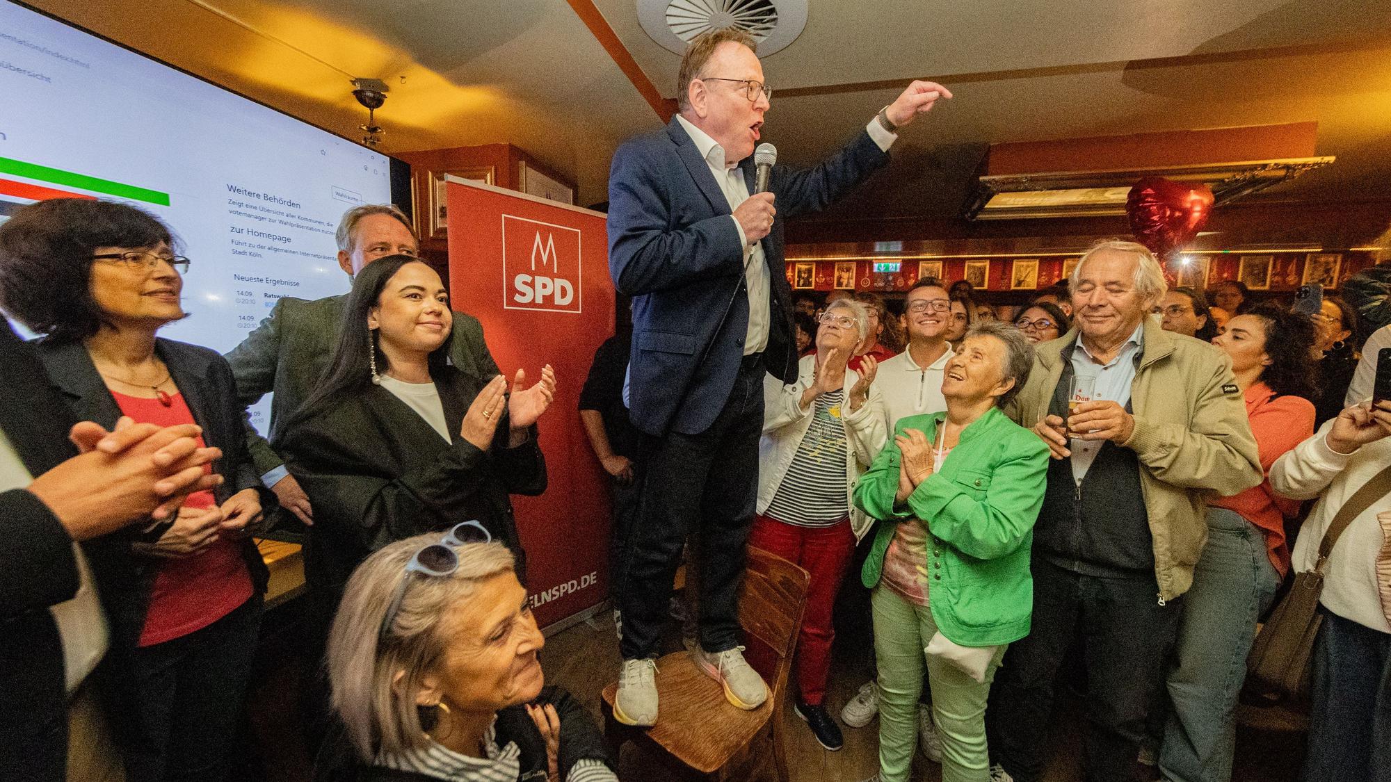 Unter Strom: Torsten Burmester sprach zu den Genossen im Stapelhaus.