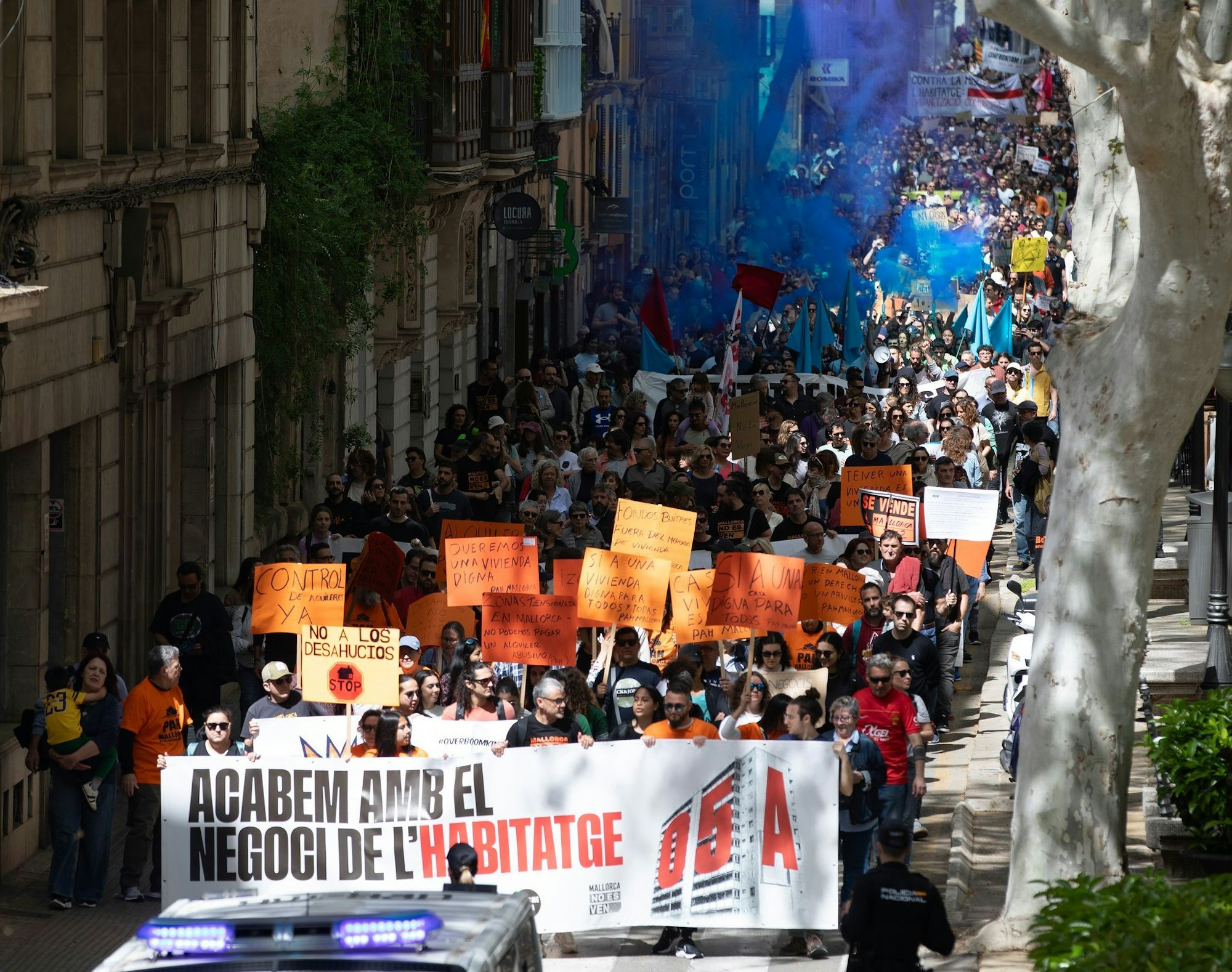 Im April gingen im ganzen Land Zehntausende auf die Straße. (Archivfoto)