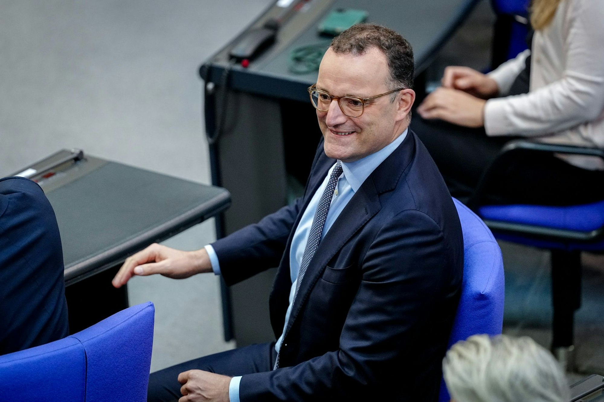 Hat Unionsfraktionschef Jens Spahn (CDU) womöglich auch wegen des anstehenden Urteils aus Karlsruhe die Vermögensverteilung als Problem adressiert? (Archivbild)