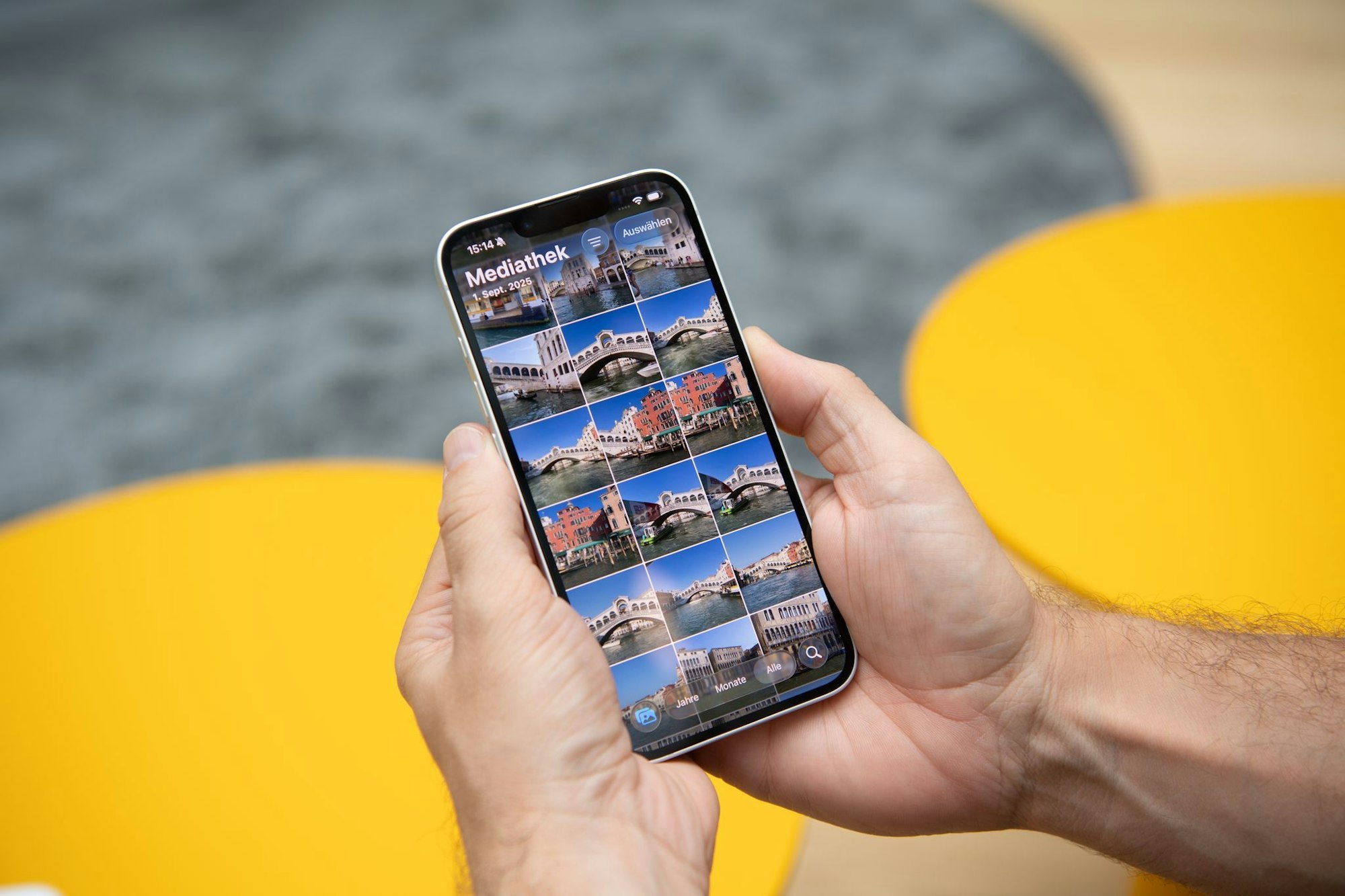 Hübsch, dieses Venedig: In der überarbeiteten Fotomediathek von iOS 26 lassen sich Bilder jetzt leichter sortieren und bearbeiten.