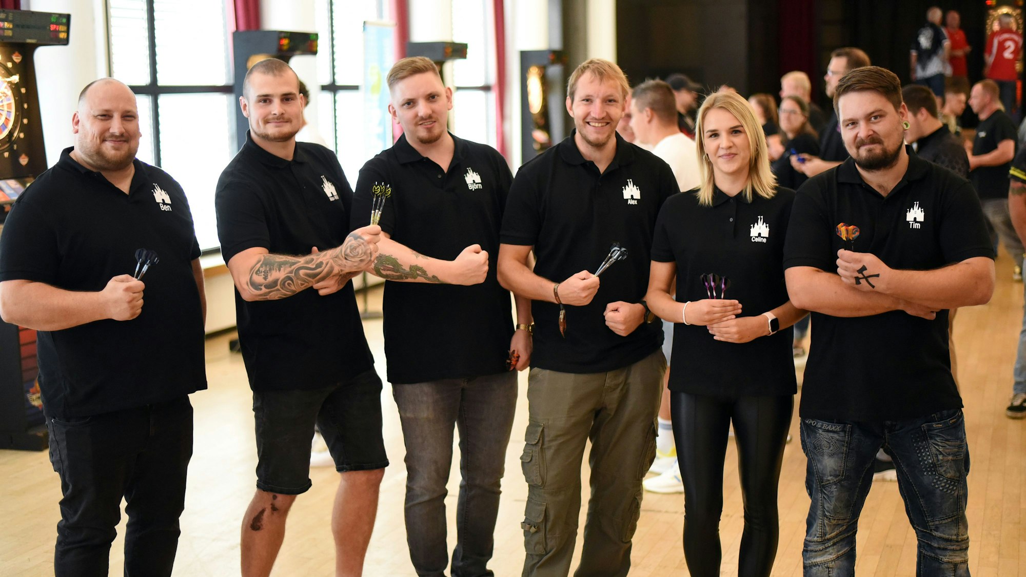 Ein Team bei einem E-Dart-Turnier.