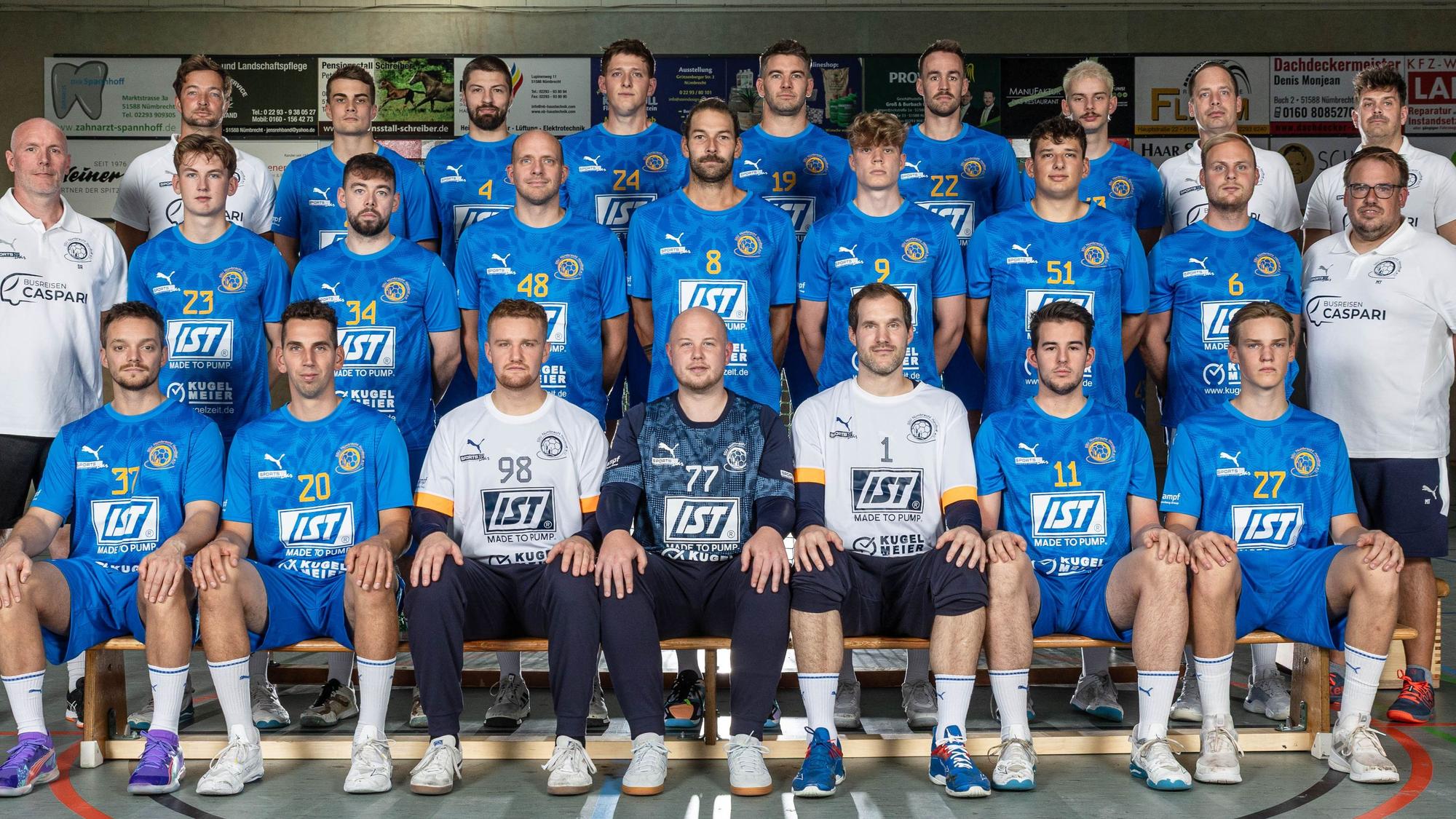 Mannschaftsfoto der Handballer des SSV Nümbrecht.