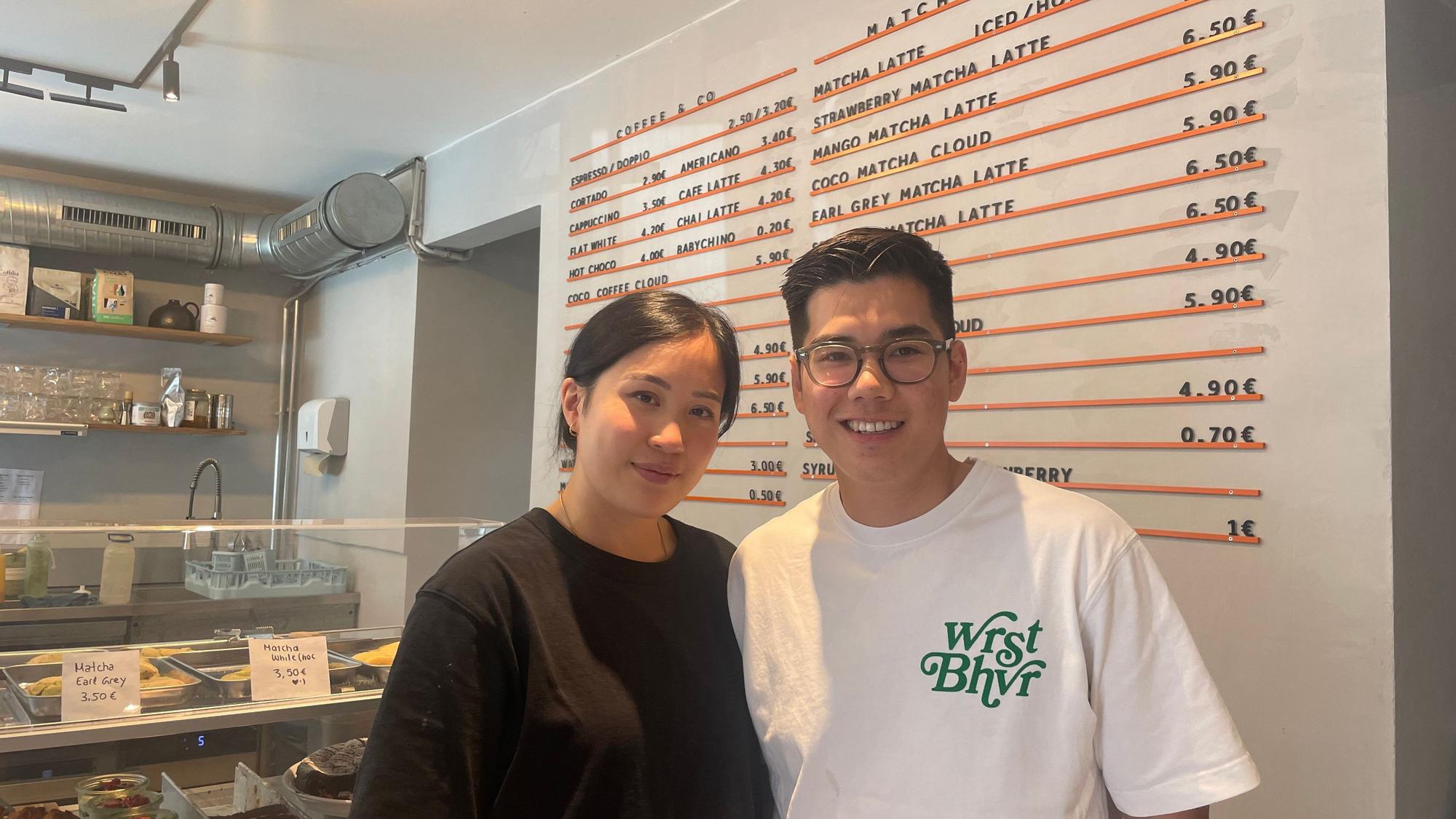 Haben sich den Traum vom eigenen Café erfüllt: Thi My Huyen Dao und Duc Anh Nguyen (vl.)