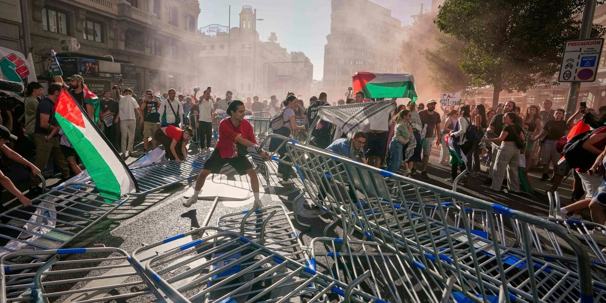 Demonstranten sorgten für massive Behinderungen bei der La Vuelta in Spanien.