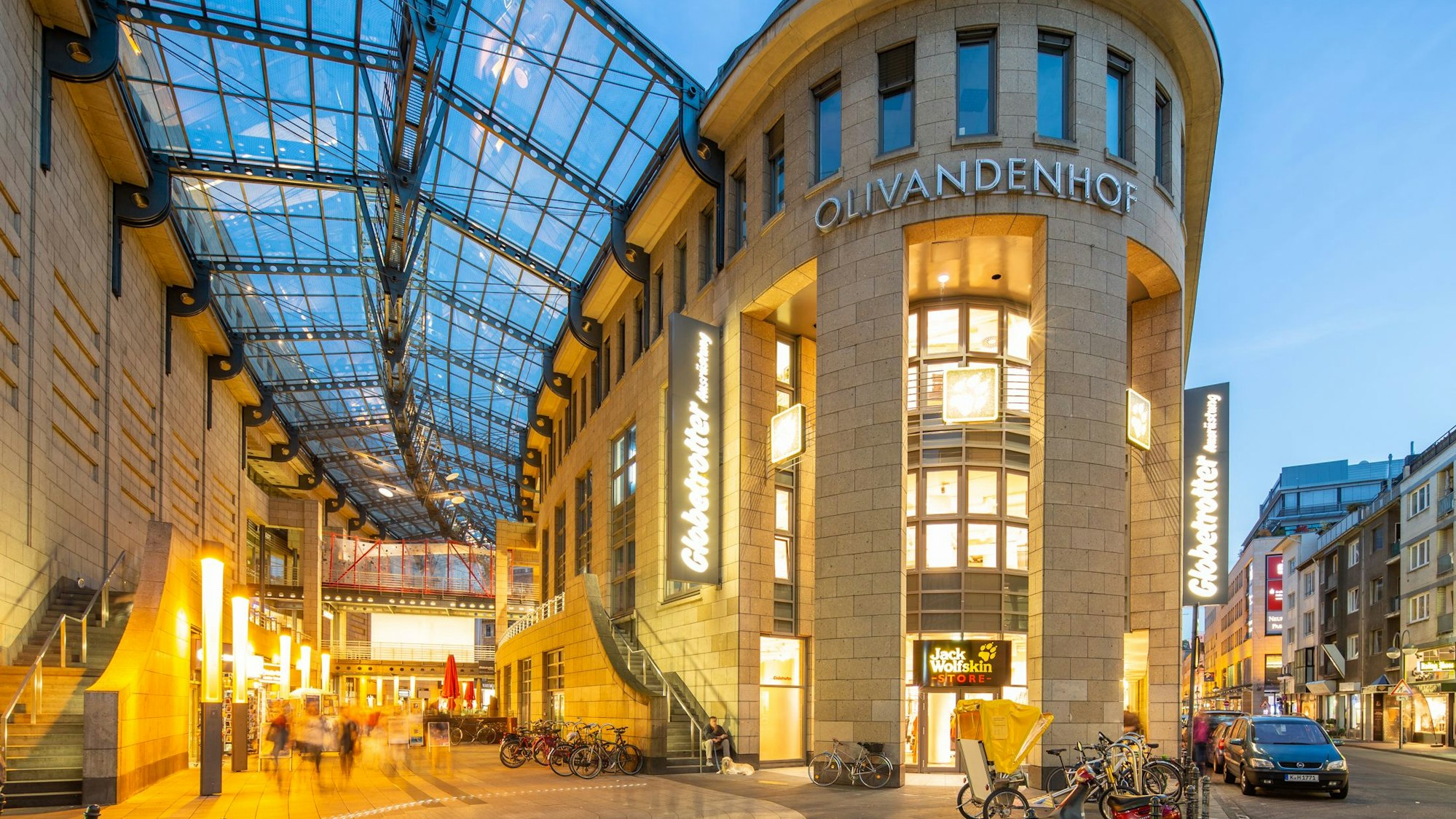 Der Ankermieter Globetrotter bleibt dem Olivandenhof zumindest noch die nächsten zehn Jahre erhalten.