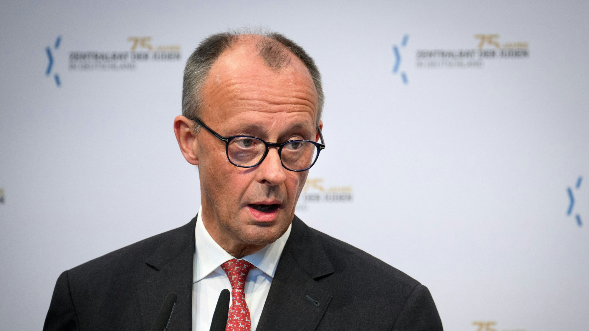 Bundeskanzler Friedrich Merz (CDU) spricht beim Rosch-Haschana-Empfang (Neujahrsempfang) zum 75. Jubiläum des Zentralrats der Juden in Deutschland im Jüdischen Museum. (Archivbild)