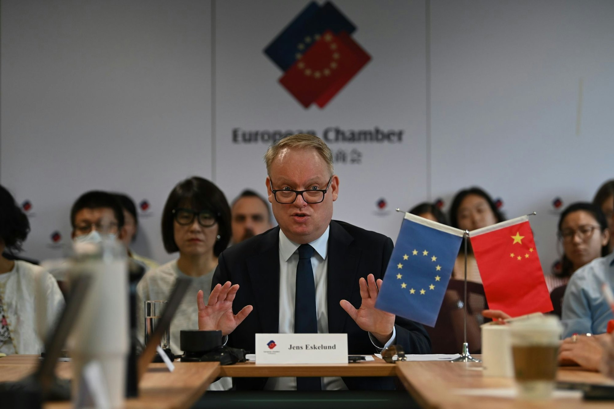 Die EU-Kammer gab auch weitere Informationen zur Lage um Exportkontrollen auf Seltene Erden.