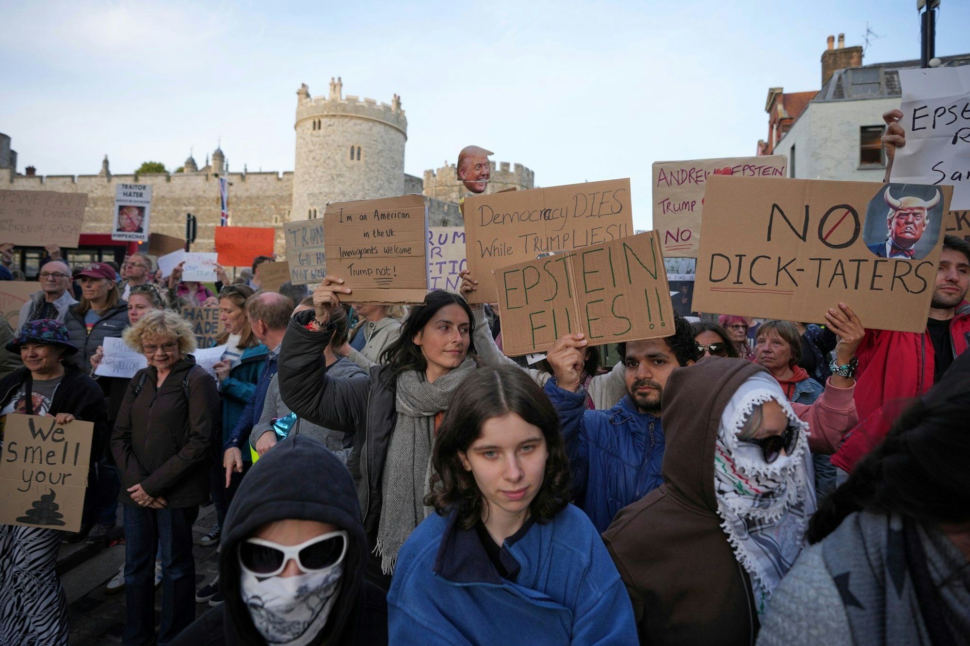 Schon vor Trumps Ankunft kam es zu Protesten.