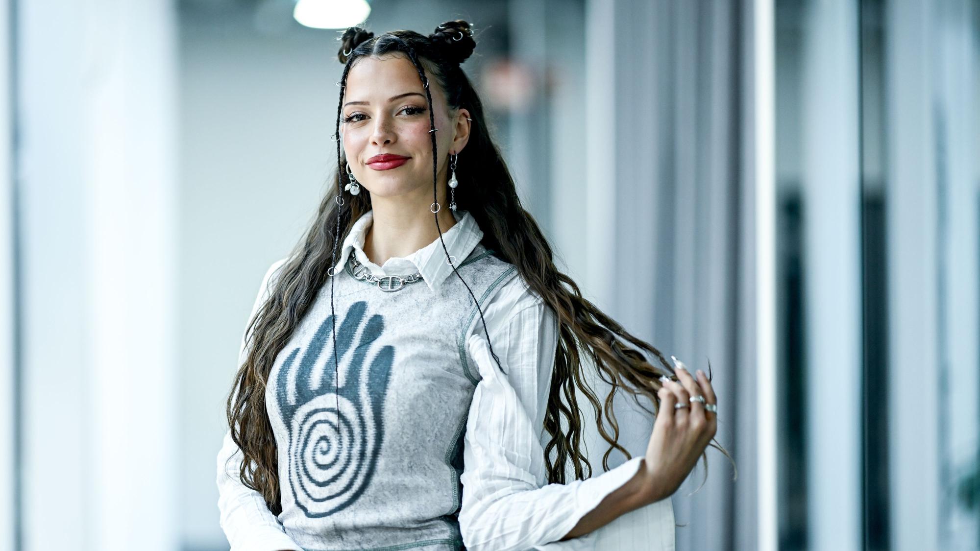 Nina Chuba am Rande eines dpa-Interviews.